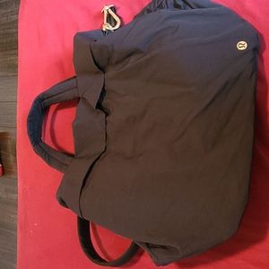 Lululemon On My Level bag 19L